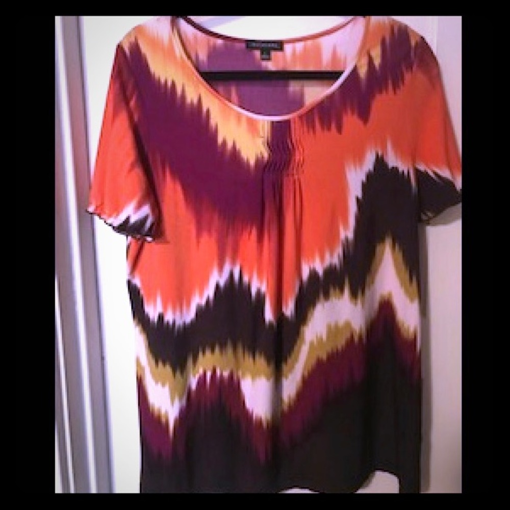 Like New Notations Top with fun tie dye like print